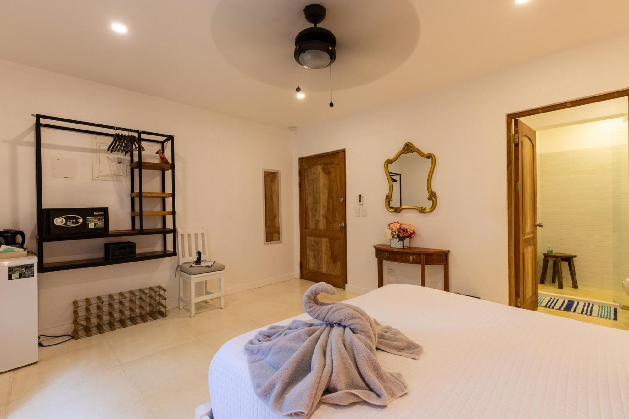 Casa Vitality Bed And Breakfast - Playa Guiones, Nosara - 4 Minute Walk To The Beach Buitenkant foto